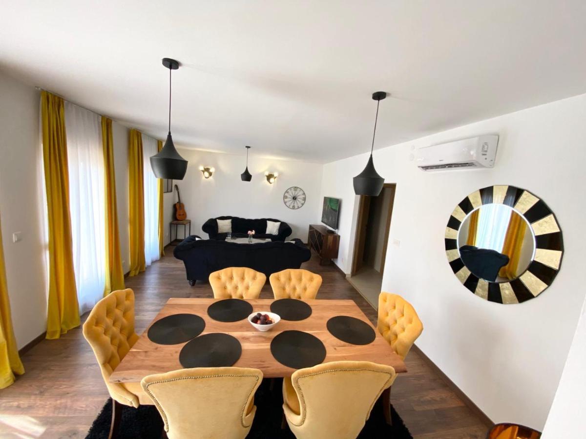 Blackpearl Apartment Split Exterior photo